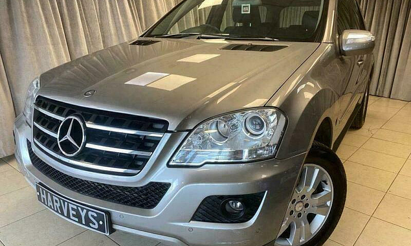 2009 09 Mercedes-Ben...