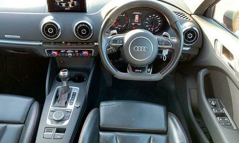 2016 Audi A3 2.5 Rs3...