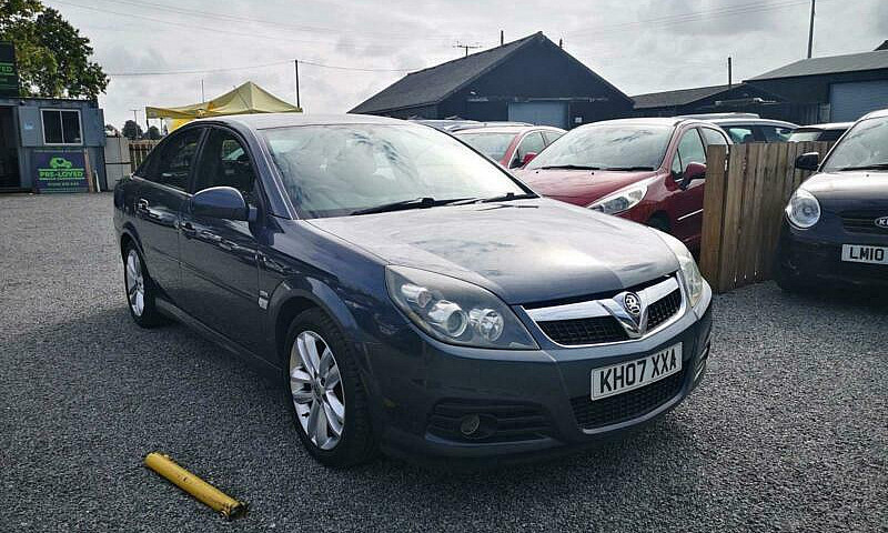 2007 Vauxhall Vectra...