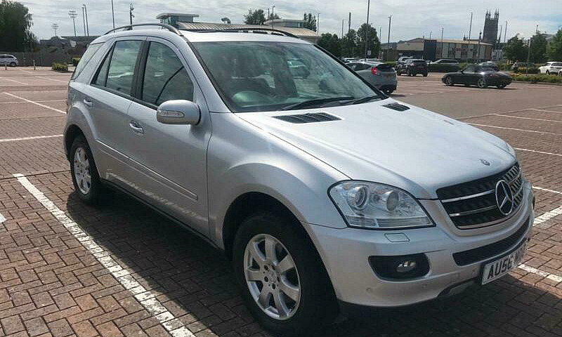 2006 Mercedes-Benz M...