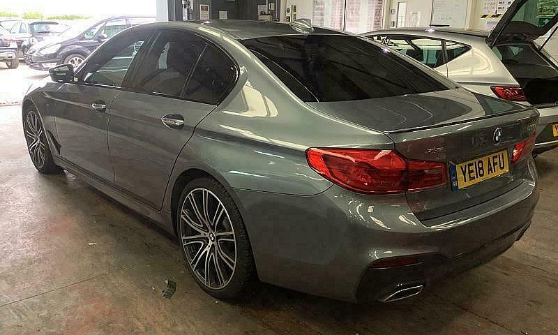 2018 Bmw 5 Series 53...
