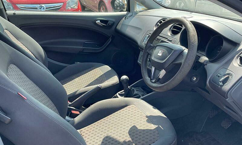 * 2009 Seat Ibiza 1....