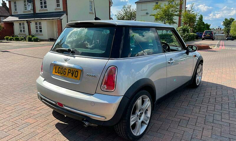 2006/06 Mini Mini 1....