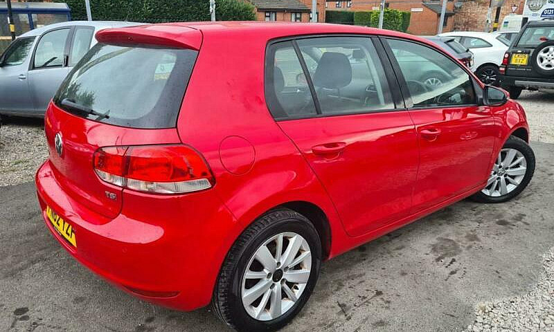 2012 Volkswagen Golf...