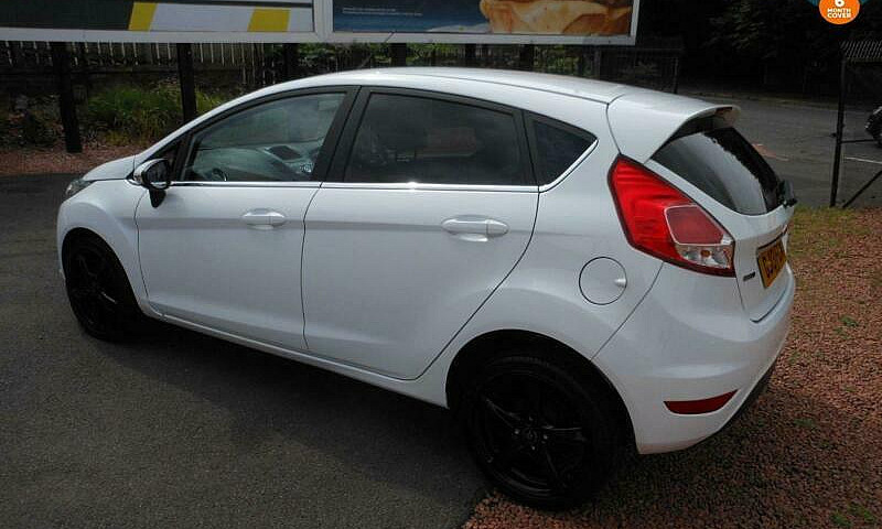 2013 Ford Fiesta Tit...