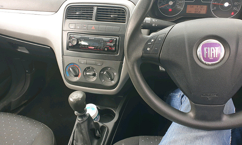 Fiat Punto ...