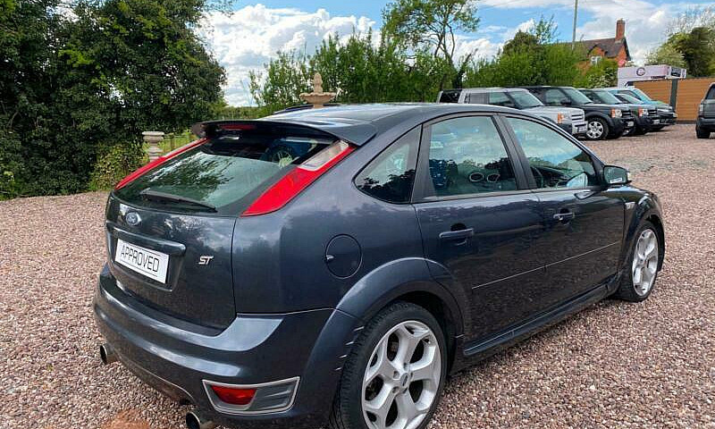 Ford Focus St-2 5 Do...