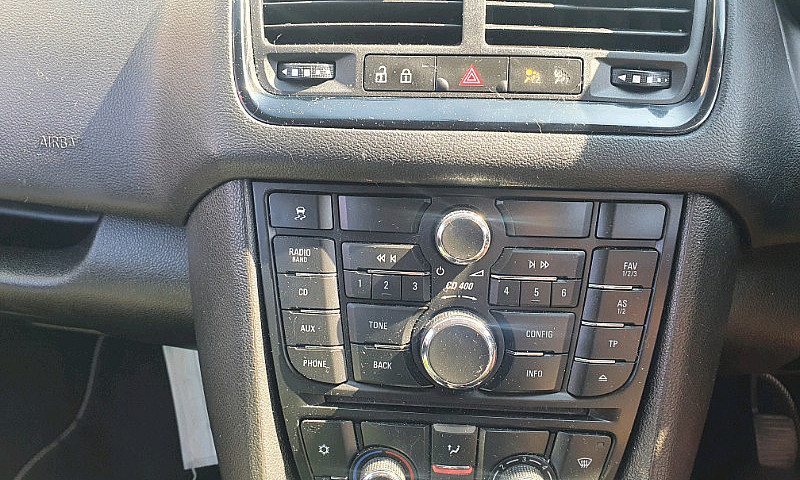 Vauxhall Meriva 2010...