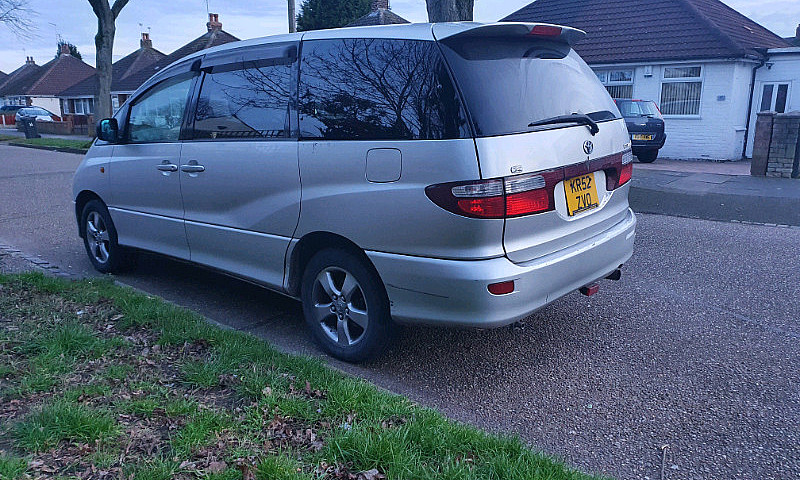 Toyota Estima 2.4 Lp...