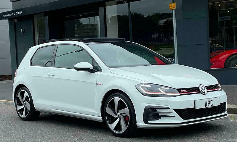 2019 Volkswagen Golf...