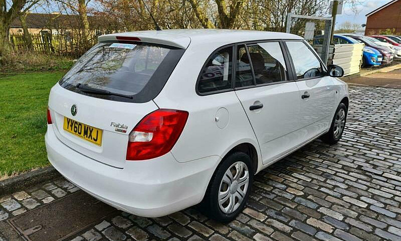 2011 Skoda Fabia 1.2...