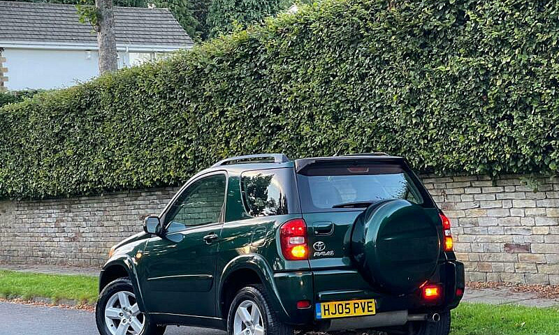 Toyota Rav4 2.0 Vvt-...