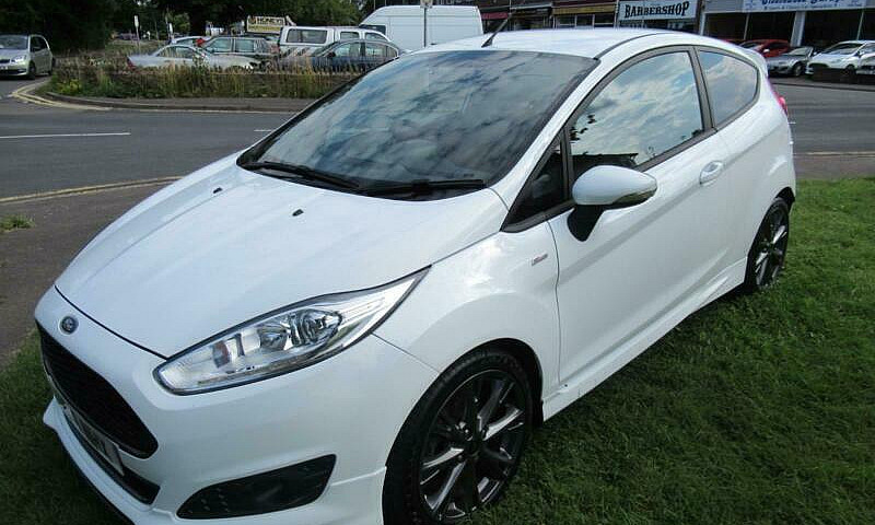 2016 Ford Fiesta 1.0...