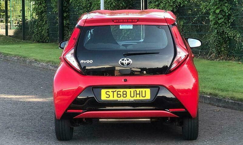 2019 Toyota Aygo X-P...