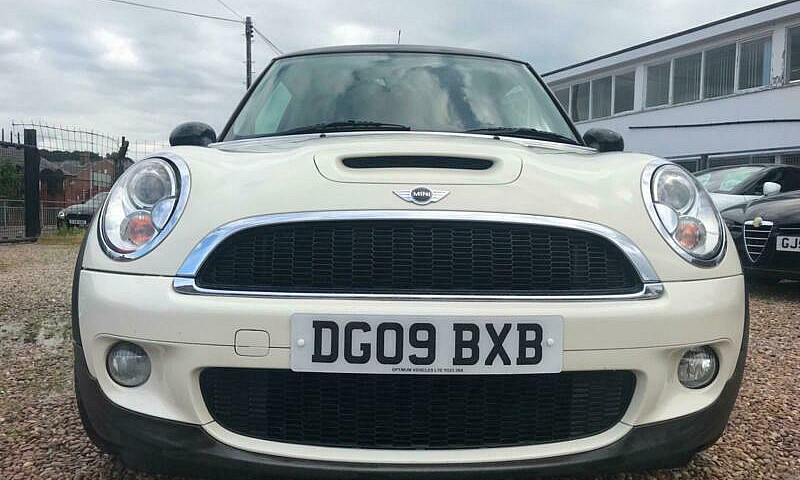 Mini Cooper S White ...