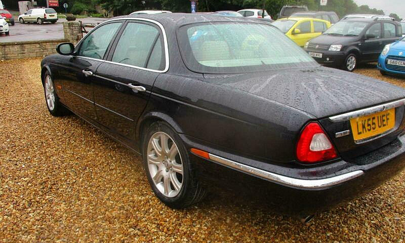 0555 Jaguar Xj8 4.2 ...