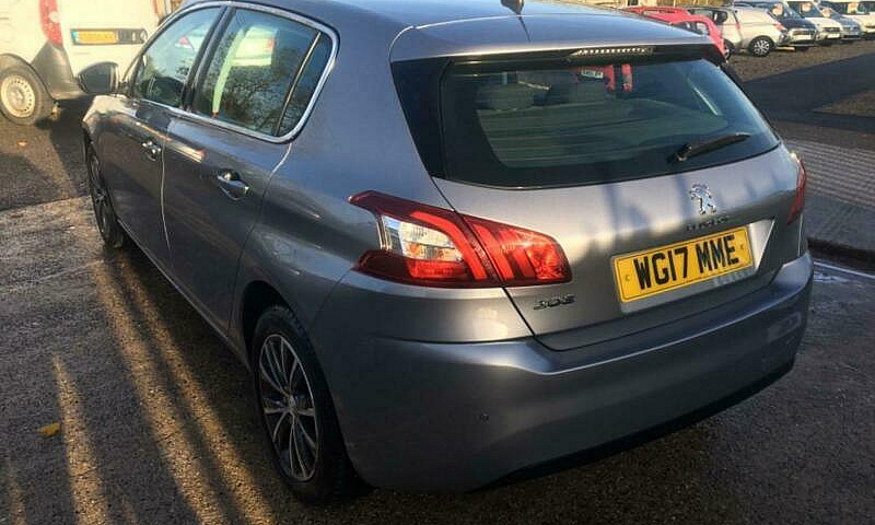 2017 Peugeot 308 Blu...