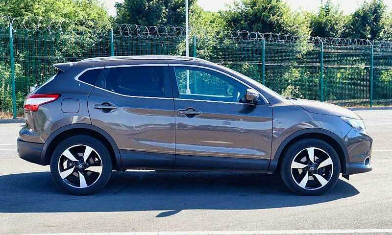2017 Nissan Qashqai ...
