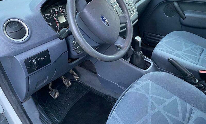2013 Ford Tourneo Co...