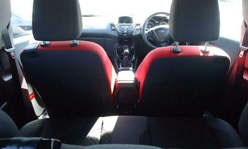2015 Ford Fiesta 1.0...