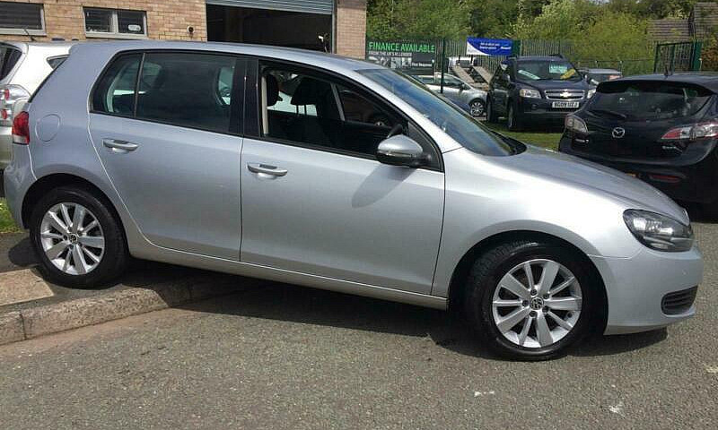 2012 Volkswagen Golf...