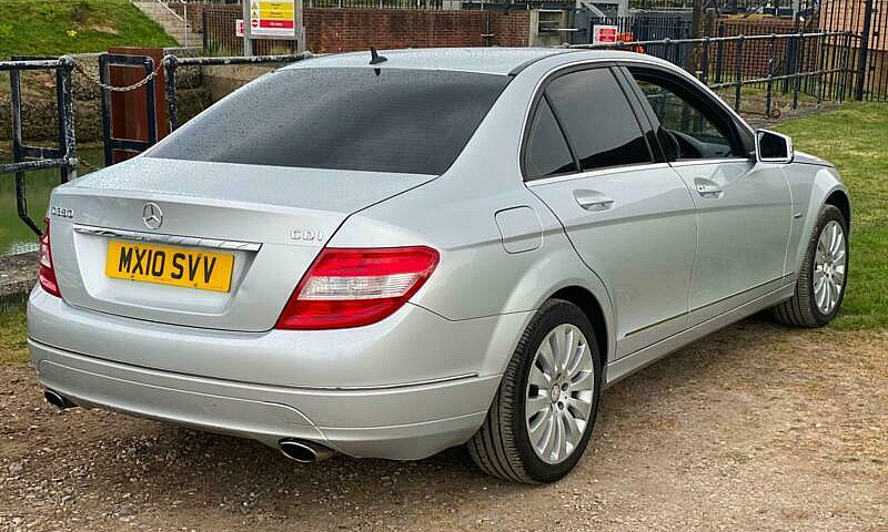 2010 Mercedes-Benz C...