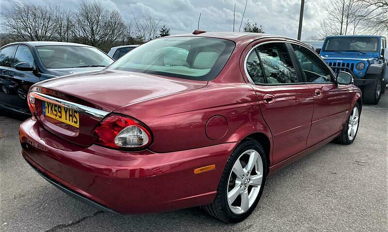 2009 Jaguar X Type 2...
