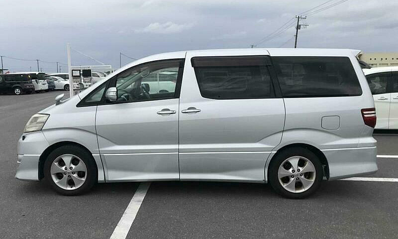 Toyota Alphard 3.0 M...