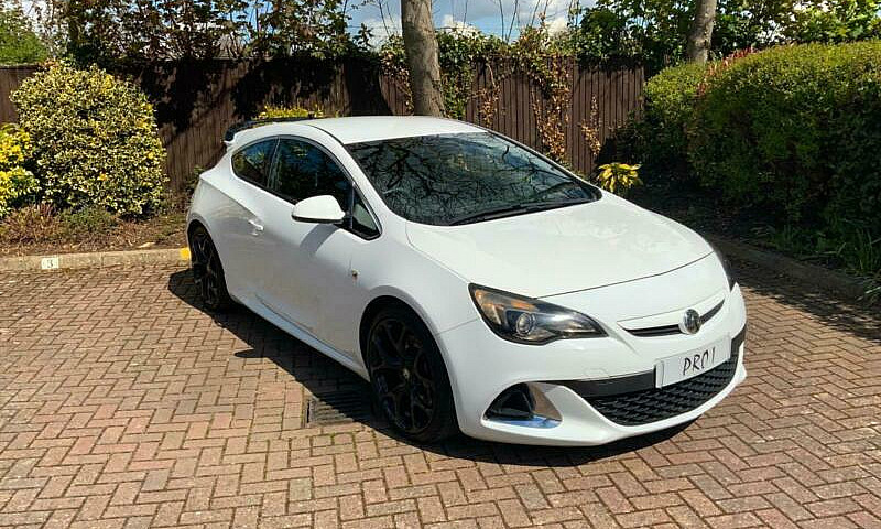 2013 Vauxhall Astra ...