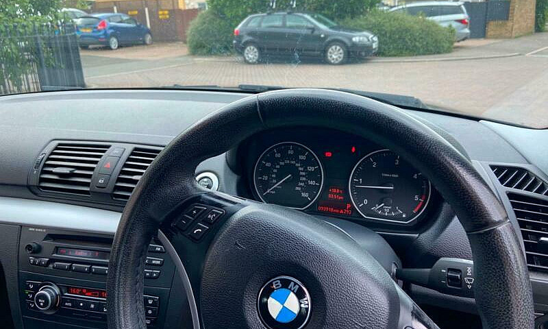 2009 Bmw 1 Series 12...