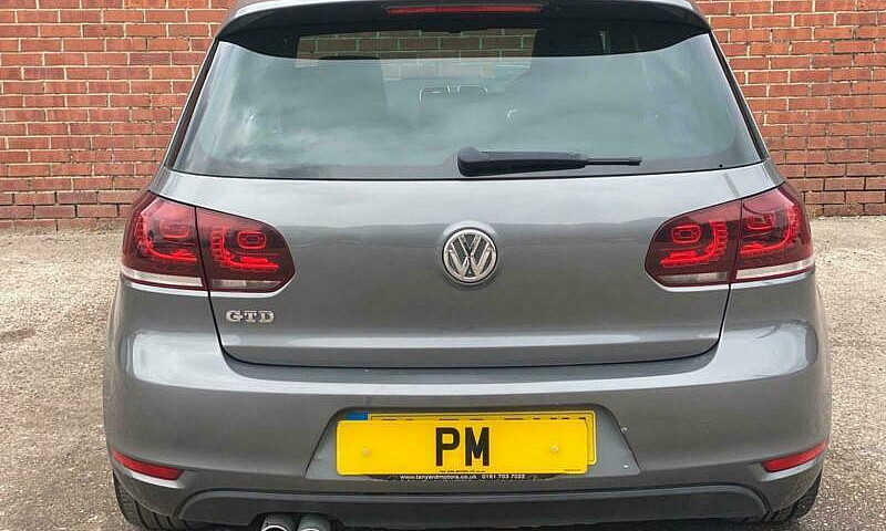 2009 Volkswagen Golf...