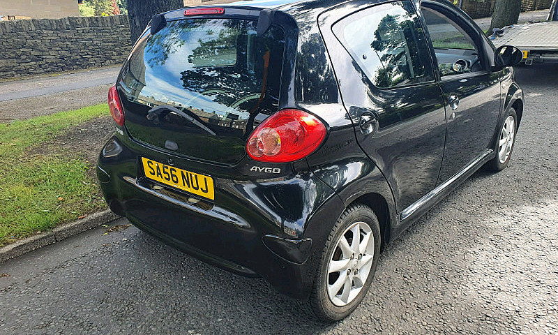 Toyota Aygo 5-Dr ●56...