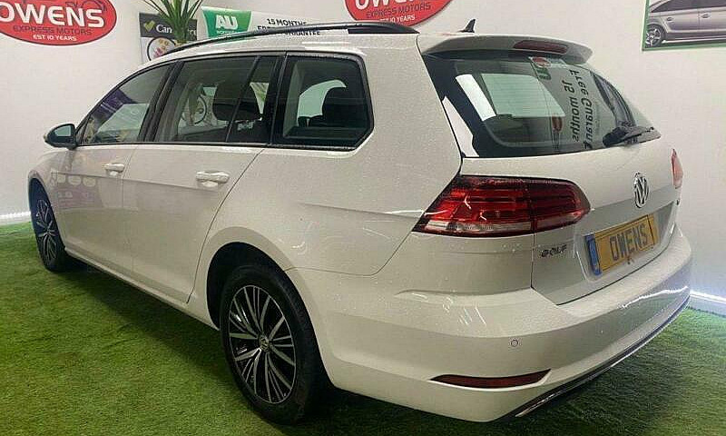 2017 17 Volkswagen G...