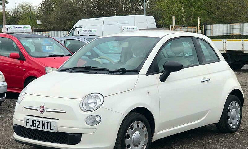 * 62 2013 Fiat 500 1...