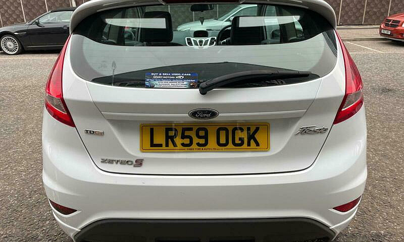 *Finance* Ford Fiest...