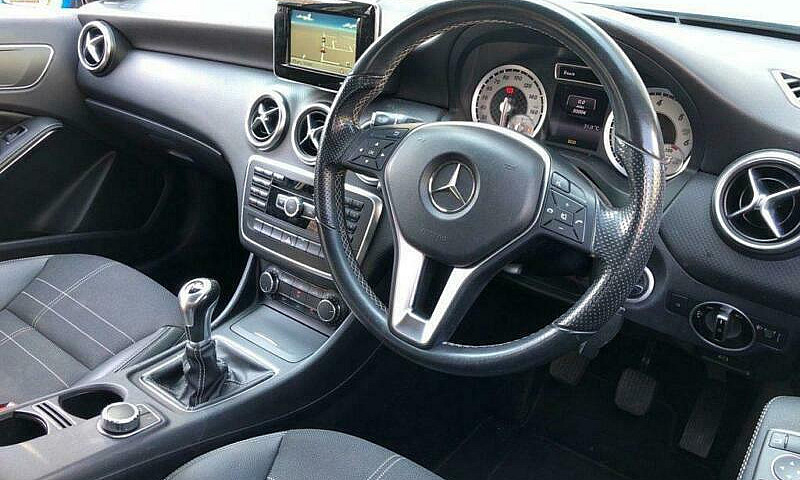 2014 Mercedes-Benz A...
