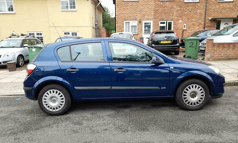 Low Mileage Vauxhall...