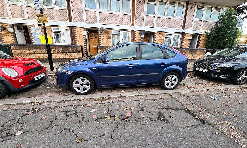 Ford Focus Zetec 1.6...