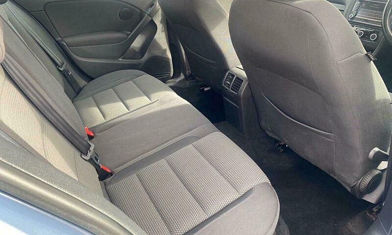 2011 Volkswagen Golf...