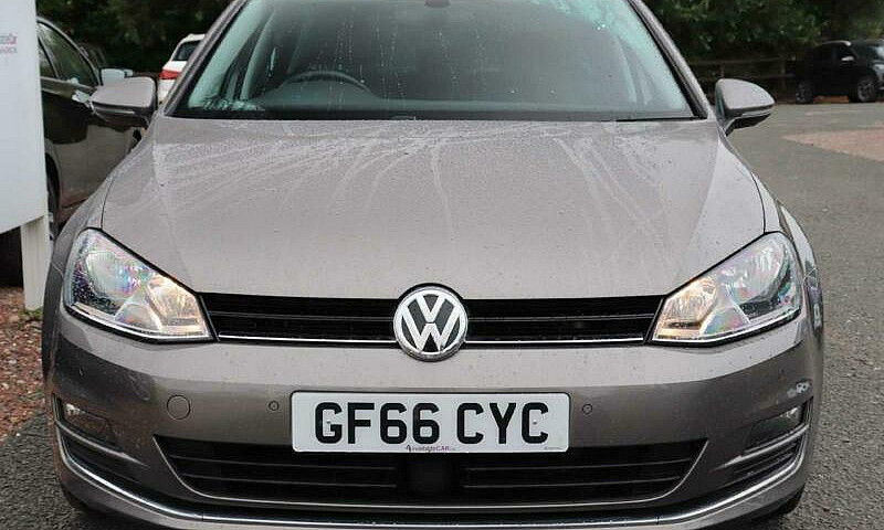 2016 Volkswagen Golf...