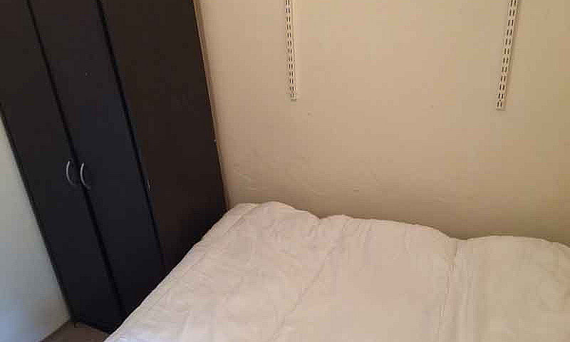 6 Bedroom Student Fl...