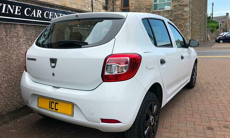 14 14 Dacia Sandero ...