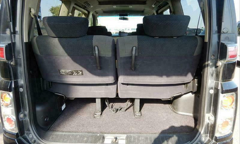Nissan Elgrand  (3.5...