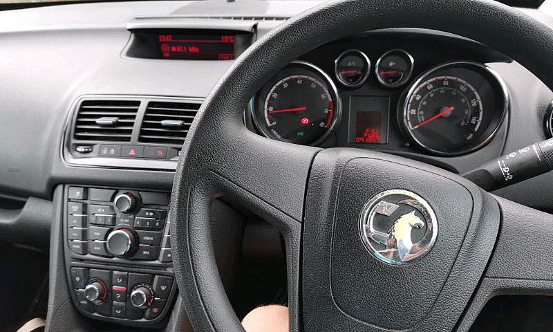 Vauxhall Meriva 2013...
