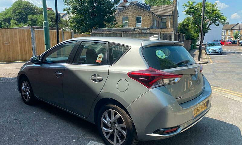 2016 Toyota Auris 1....