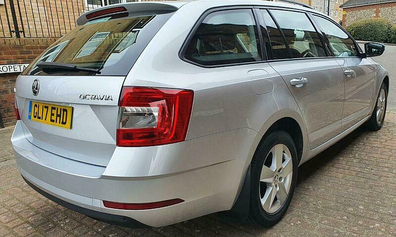 2017 Skoda Octavia S...