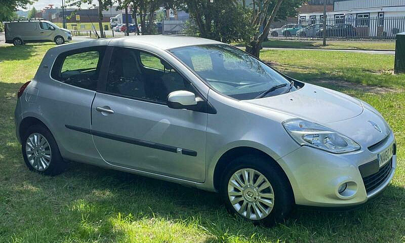 2010 Renault Clio I-...