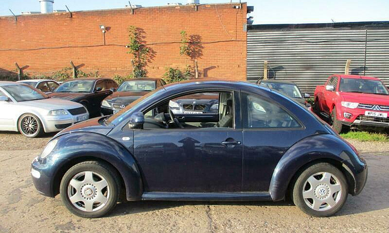 Vw Beetle 2.0 Petrol...