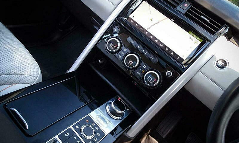 2017 Land Rover Disc...