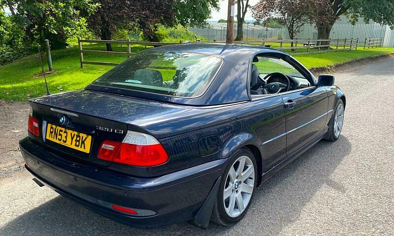 2004 Bmw 3 Series 32...